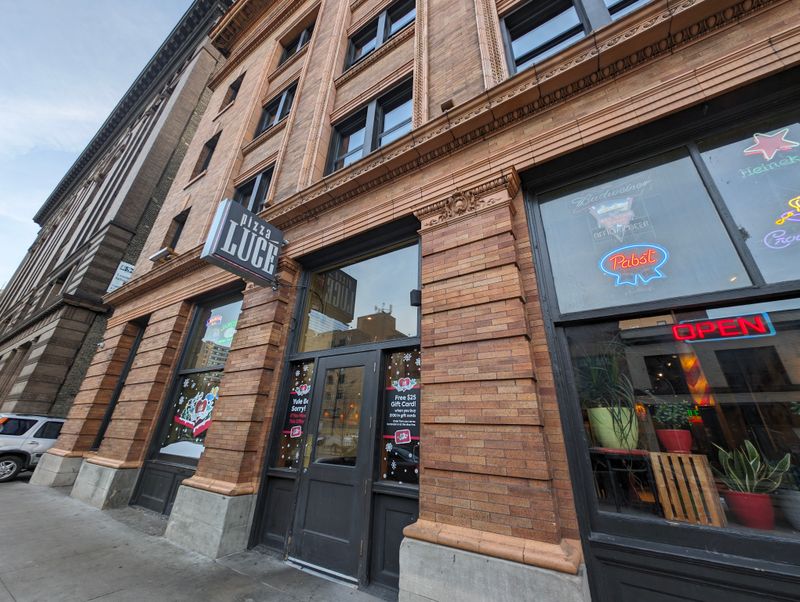 Pizza Lucé Downtown 