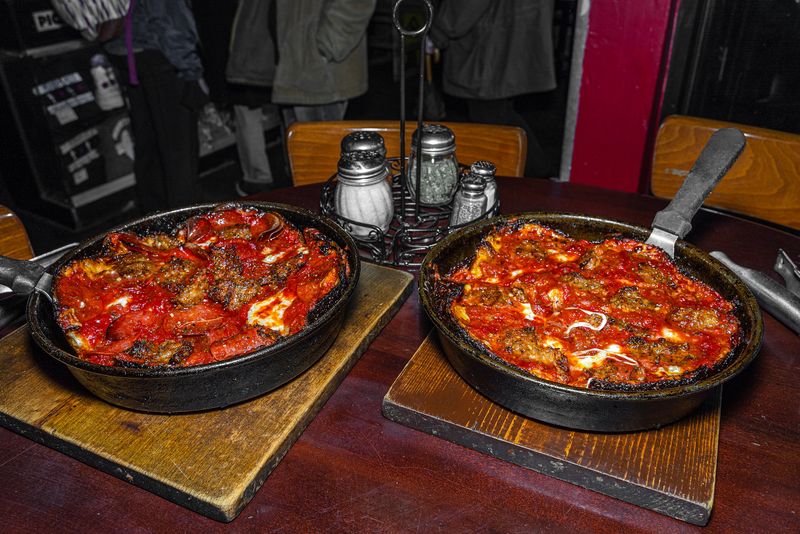 Pequod's Pizza - Morton Grove