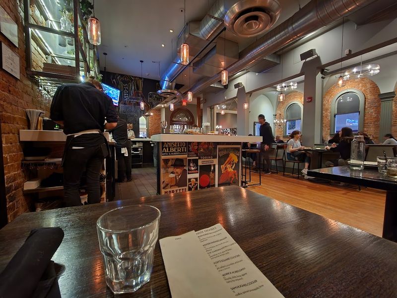 Reilly Craft Pizza & Drink