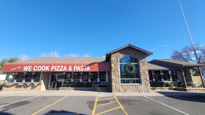 We Cook Pizza and Pasta – Tusayan, Arizona