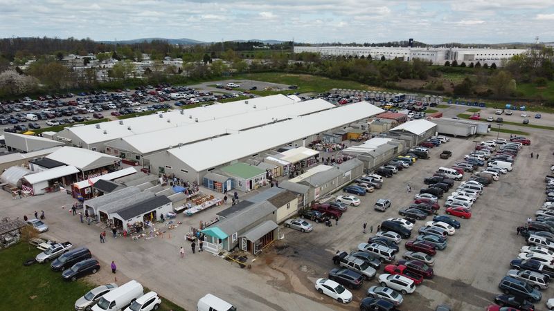 A Market That Runs Year-Round On Weekends