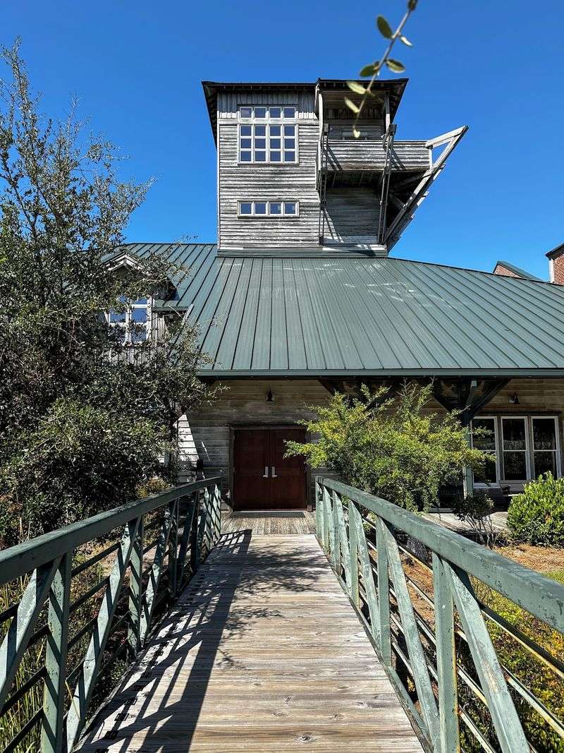 Plan A Trip That Mixes Craft, Coast, And Calm Plan A Trip That Mixes Craft, Coast, And Calm