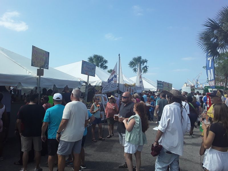 Plan Ahead, Because Downtown Fills Up Fast Plan Ahead, Because Downtown Fills Up Fast
