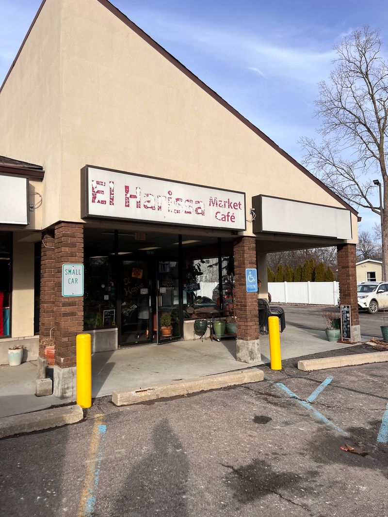 Plan Around The Cafe Hours