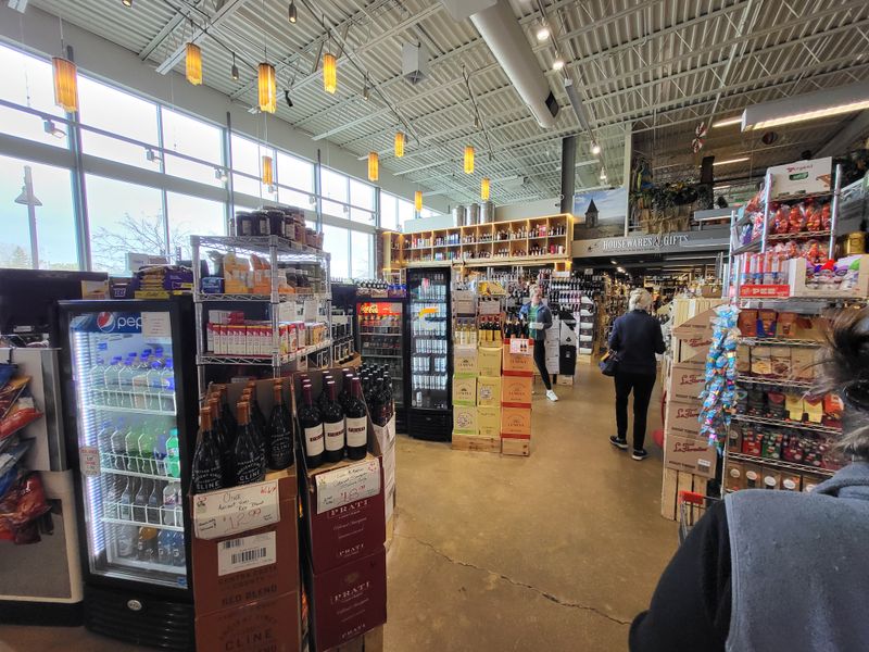 Navigate Reviews With Context And Curiosity