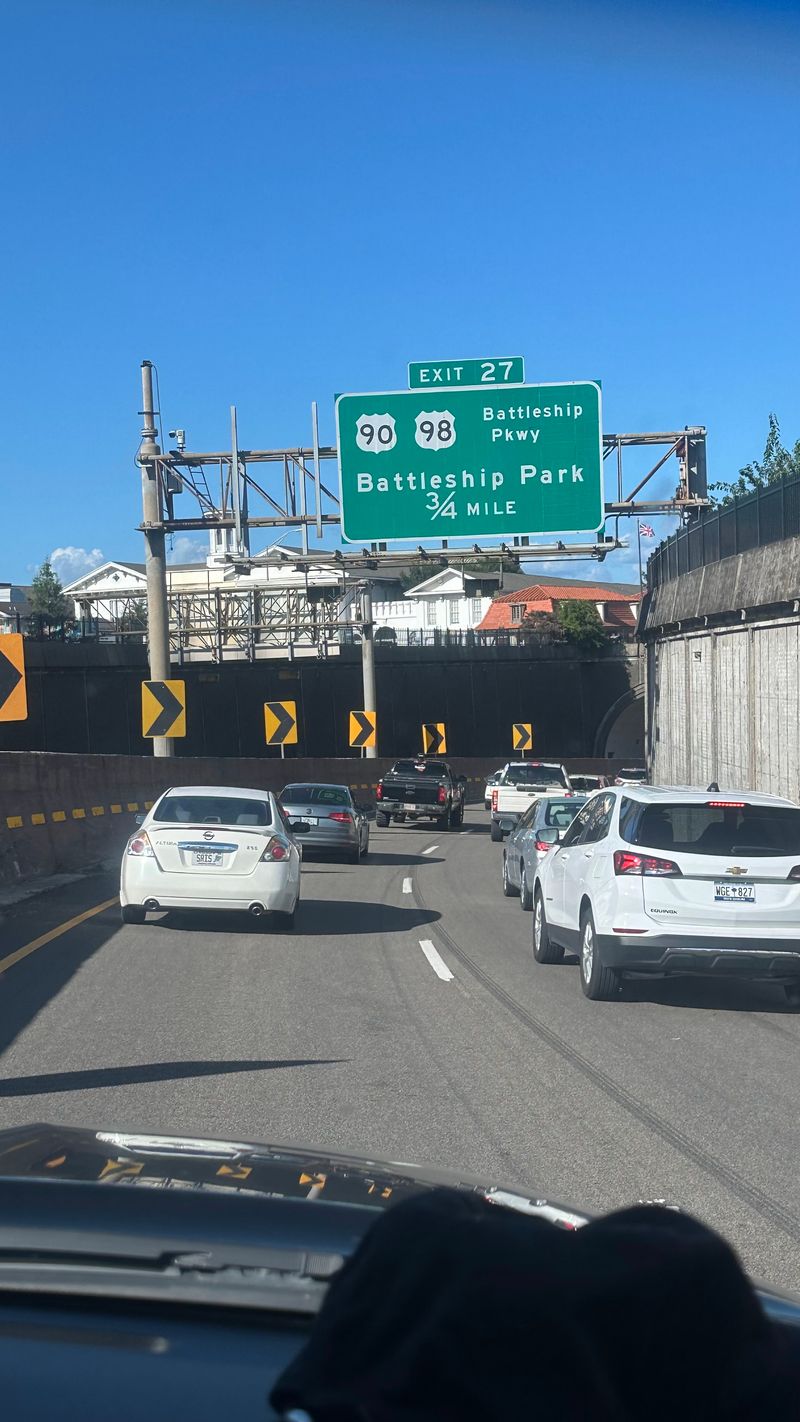 Navigate Downtown And Bay Connections