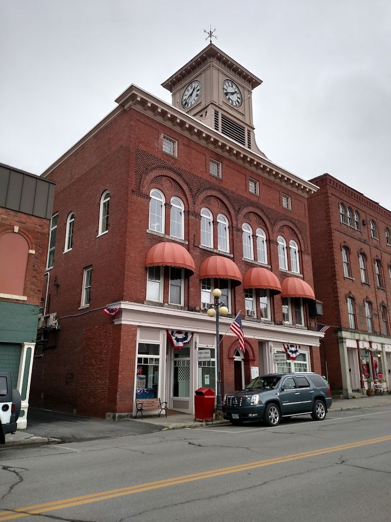 Plan Your Red Dog Road Trip