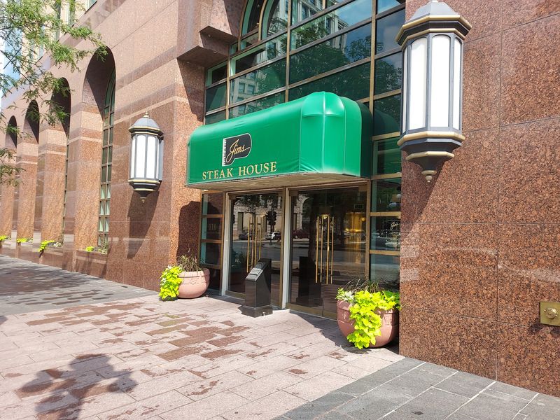 Planning Your Visit: Hours, Prices, And Reservations