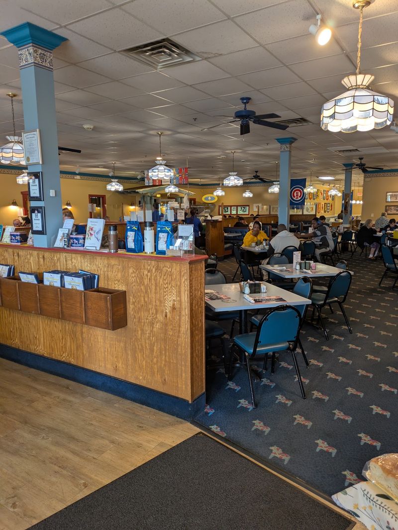 Planning Your Visit To A Rockford Tradition