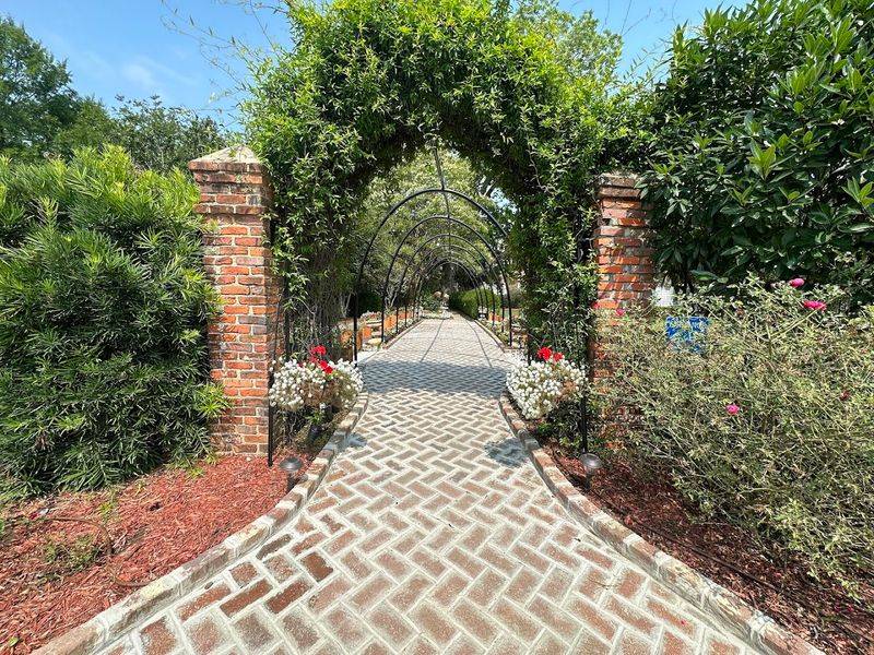 Planning Your Visit To This Haunted South Carolina Landmark
