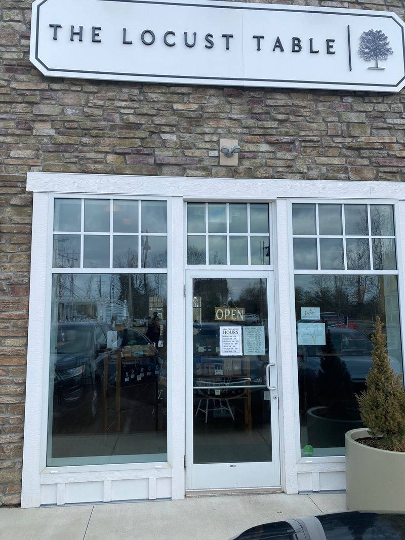 The Locust Table – Powell