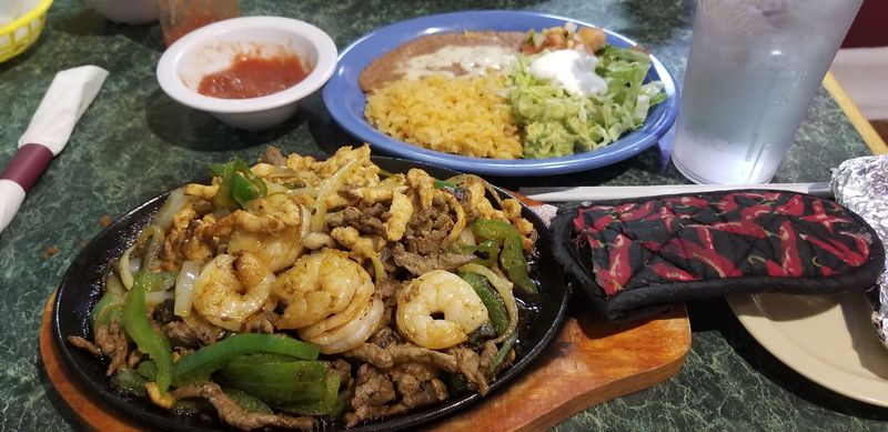 Plates Big Enough To Split Two Ways