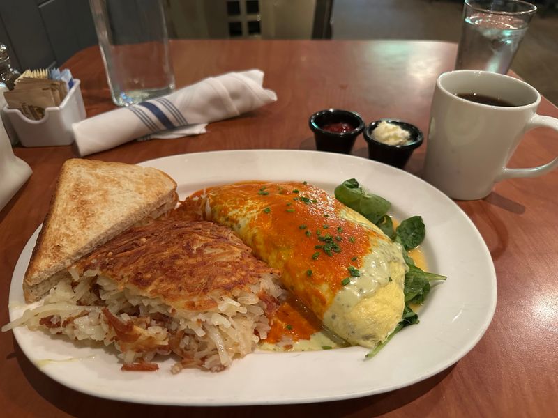 A Griddle Station Known For Perfectly Even Browning