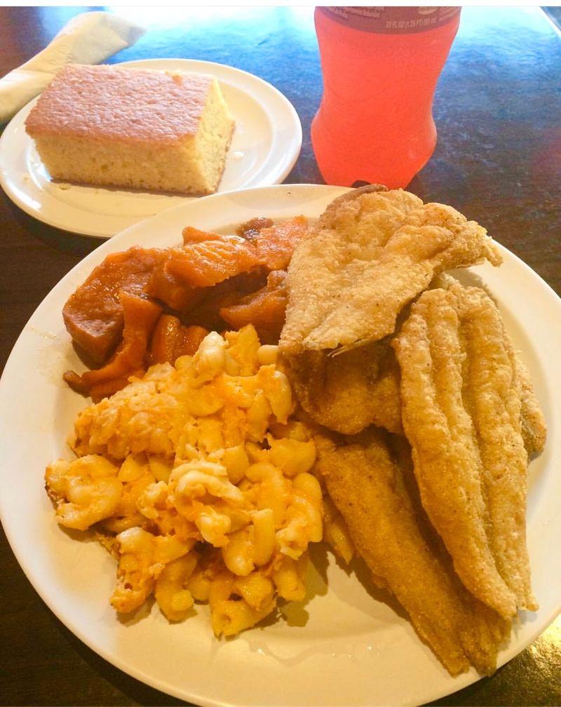 Paula's Soul Food Cafe – Hackensack
