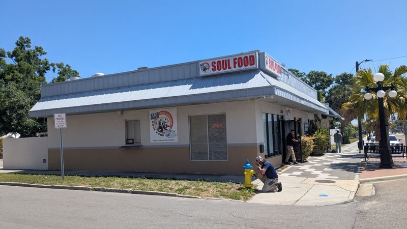 Al's Finger Licking Good Soul Food, Tampa