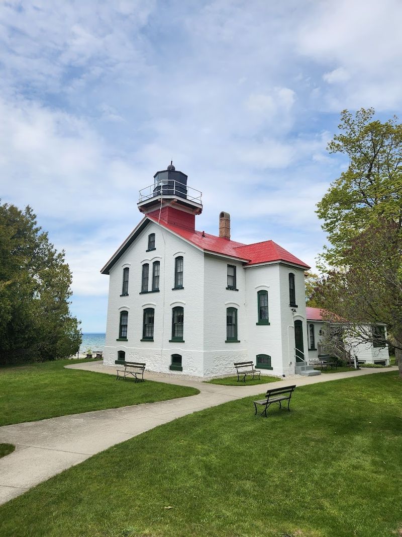 Grand Traverse Lighthouse, Northport