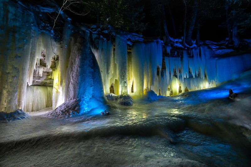 Eben Ice Caves