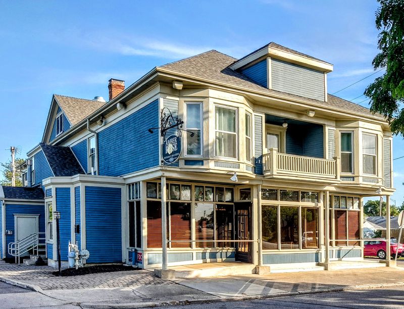 Amber Rose Restaurant & Catering, Dayton