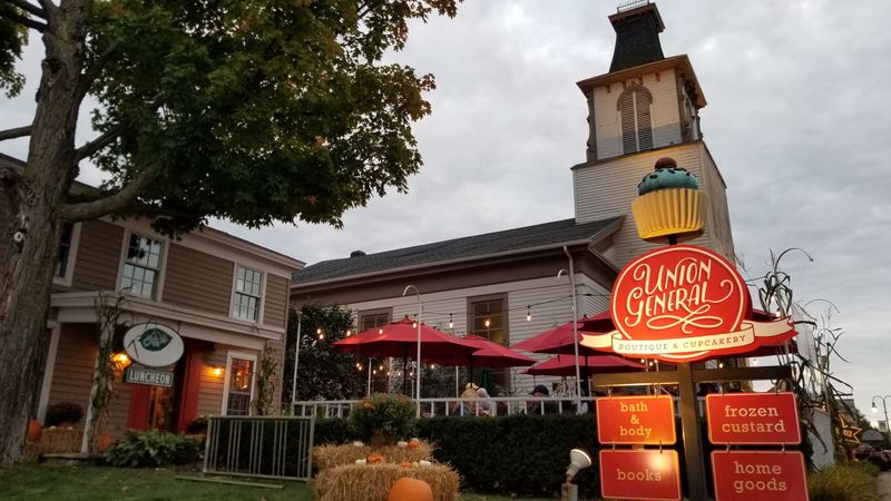 Clarkston Union Bar & Kitchen 