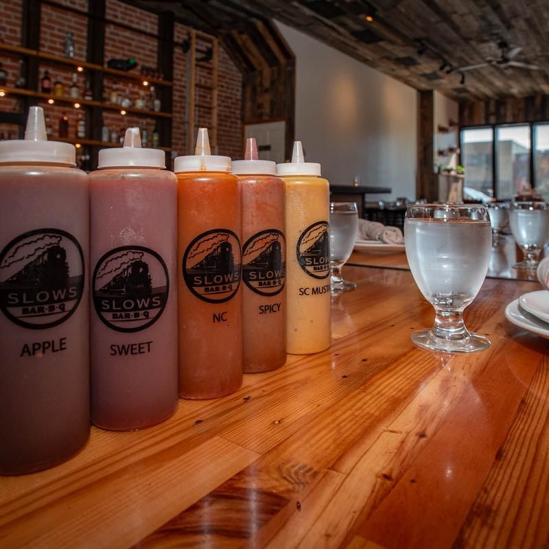 Slows Bar BQ (Detroit)
