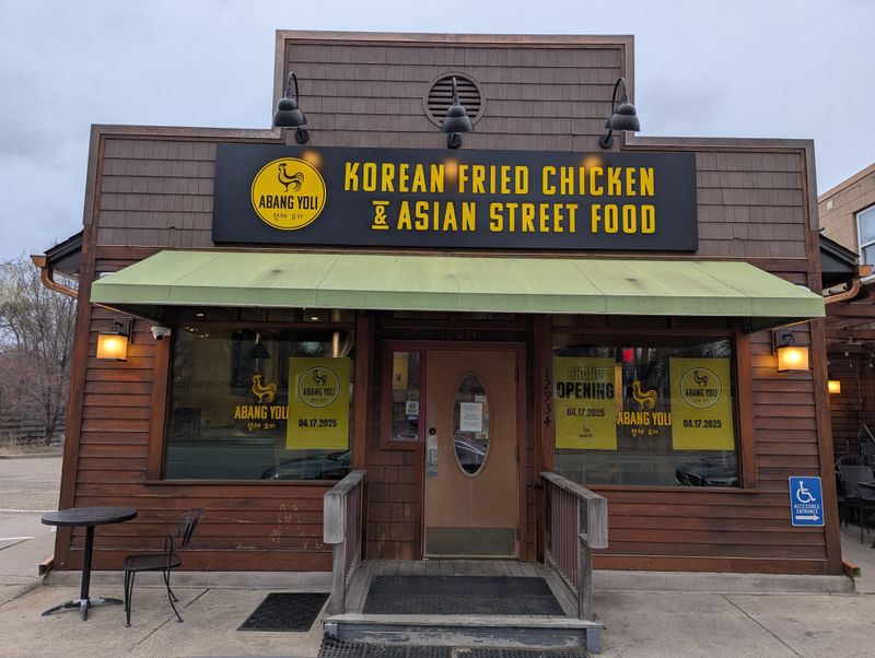 Abang Yoli – Minnetonka