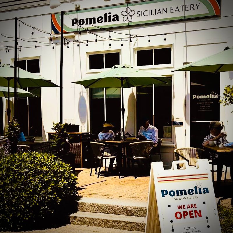 Pomelia Pomelia
