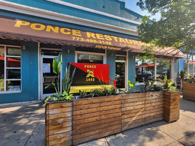 Ponce Restaurant, Chicago, IL
