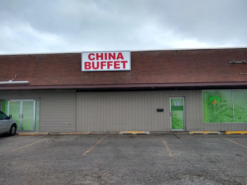 China Buffet (Classic Suburban Staple)