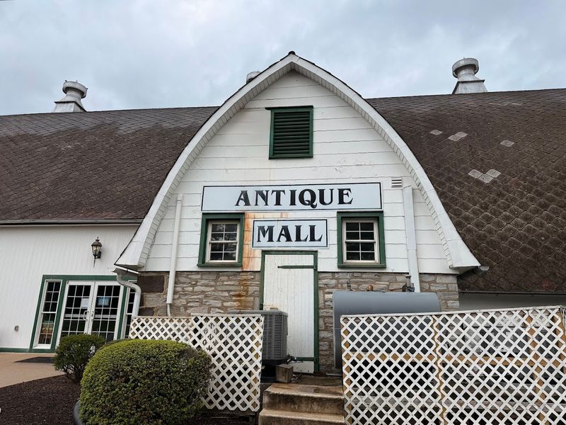 The Barn's Architectural Character