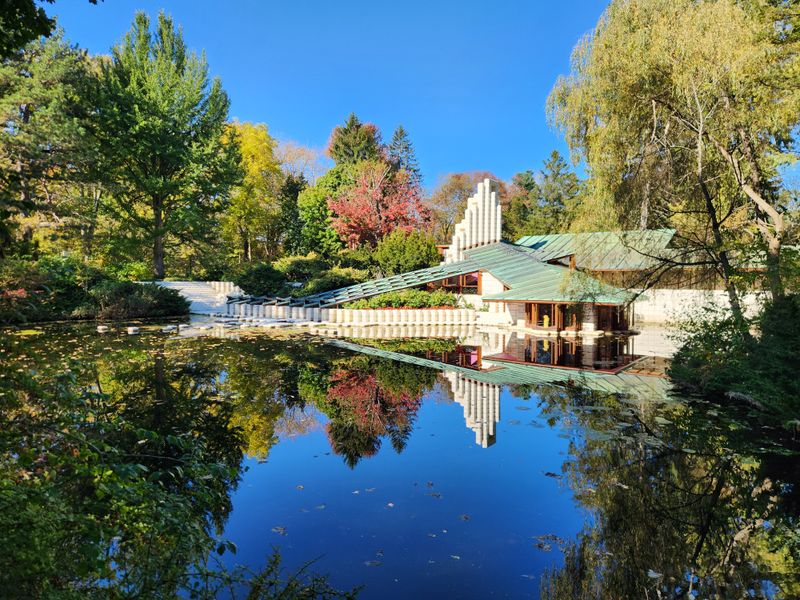 Midland And Dow Gardens