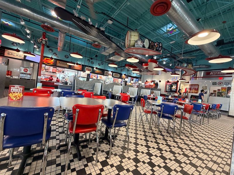 Portillo's, Orlando