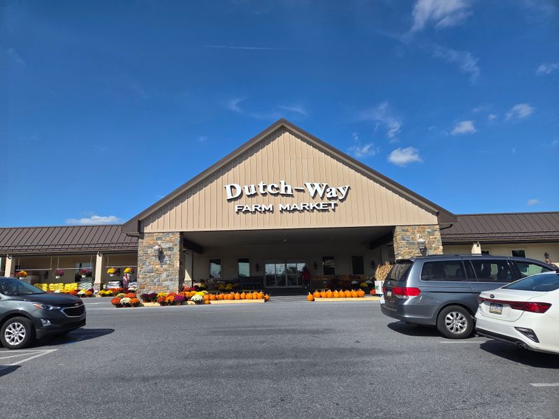 The Adjacent Farm Market Adds Shopping to Your Visit