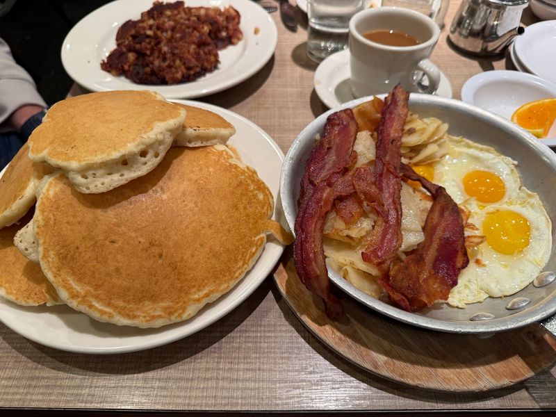 Portions That Hide the Plate Completely