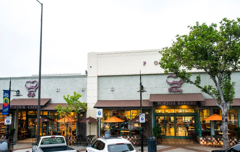 Porto's Bakery And Cafe