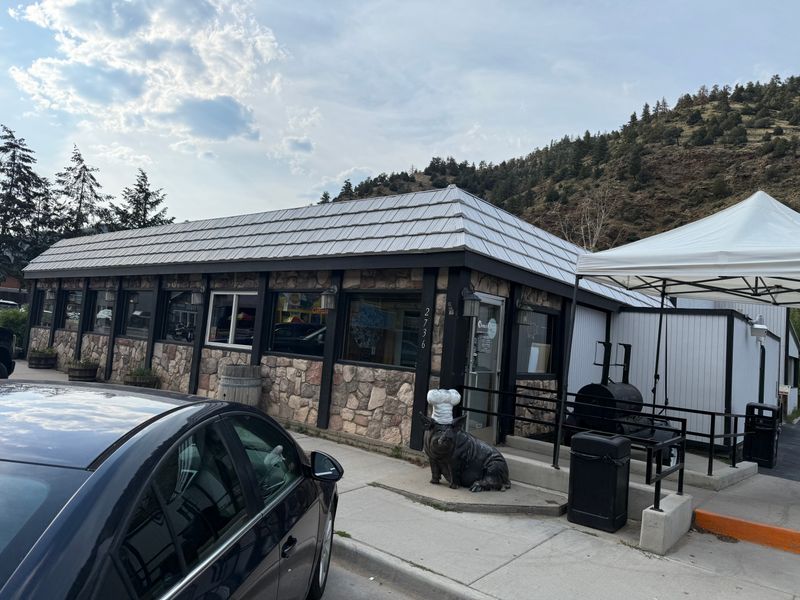Smokin' Yards BBQ (Idaho Springs)