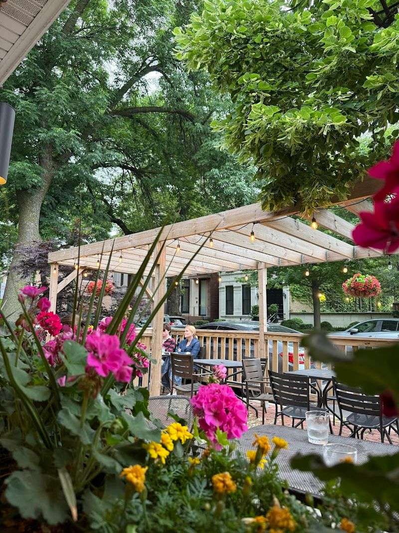 Brunch Hours And The Best Time To Visit