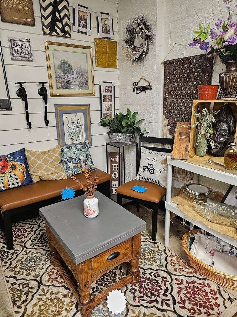 Compassion Thrift Store, Little Rock