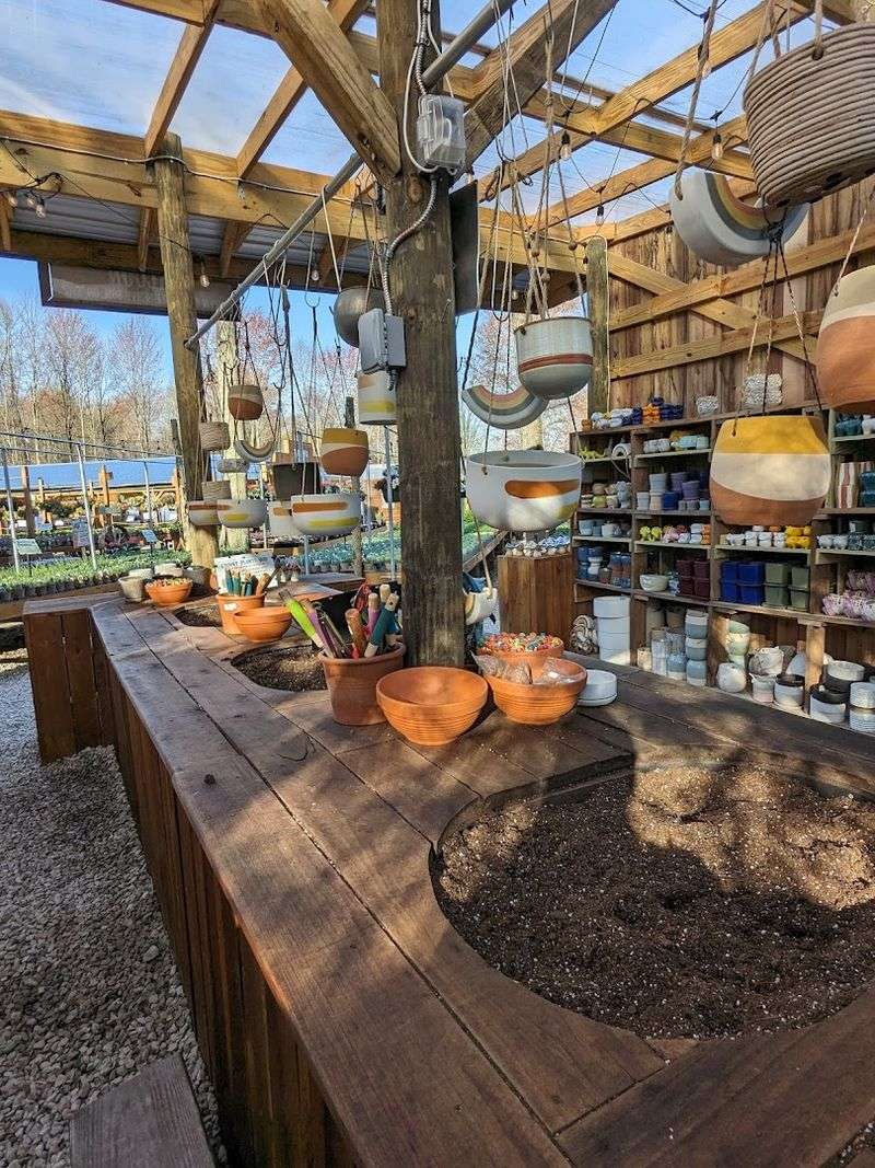Potting Stations And The Hands-On Touch