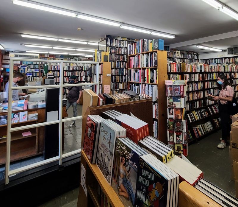Powell's Books Chicago, Chicago