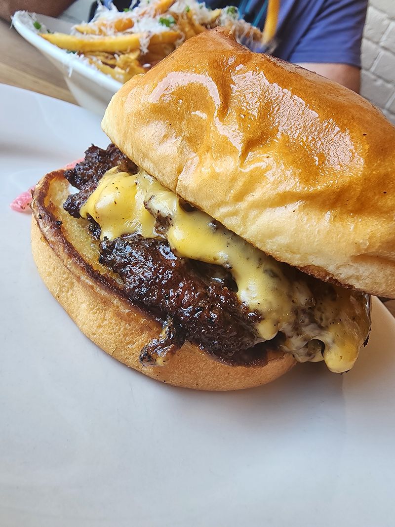 Samuel's – Evansville