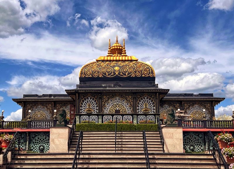 Prabhupada's Palace Of Gold Prabhupada's Palace Of Gold