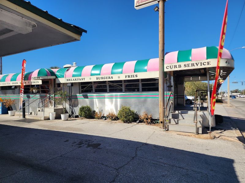 Practical Tips For Visiting Angel's Dining Car In Palatka