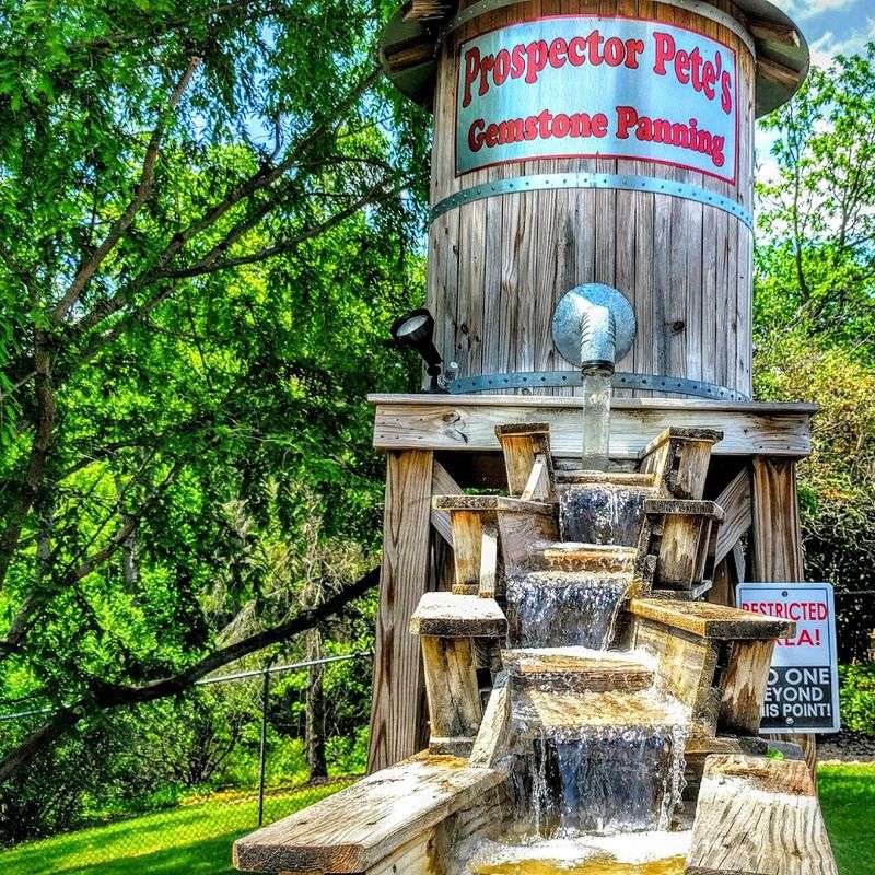 The Miners Maze and Gemstone Panning Activities