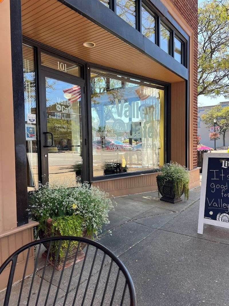 Why Valley Cafe Has Earned Its Loyal Following in Ohio