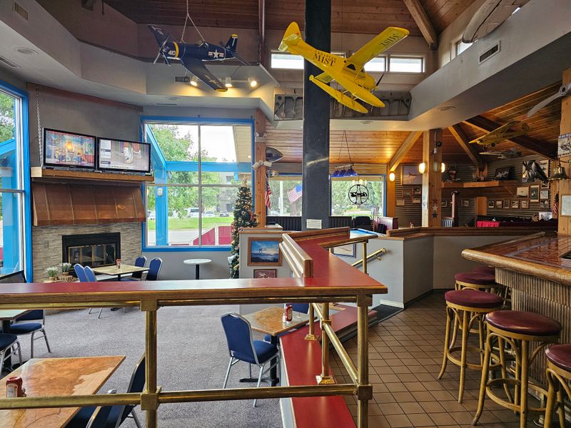 Seating comfort, accessibility, and group tips