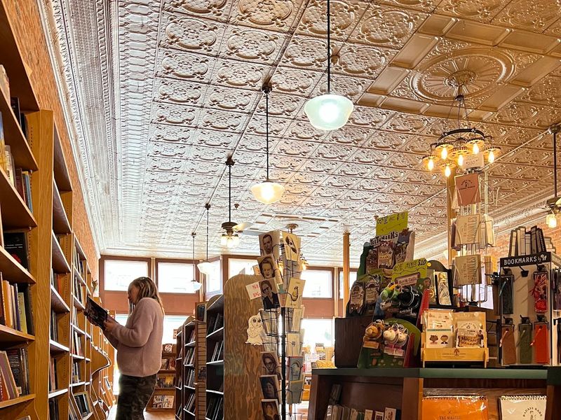 Prairie Fox Books, Ottawa