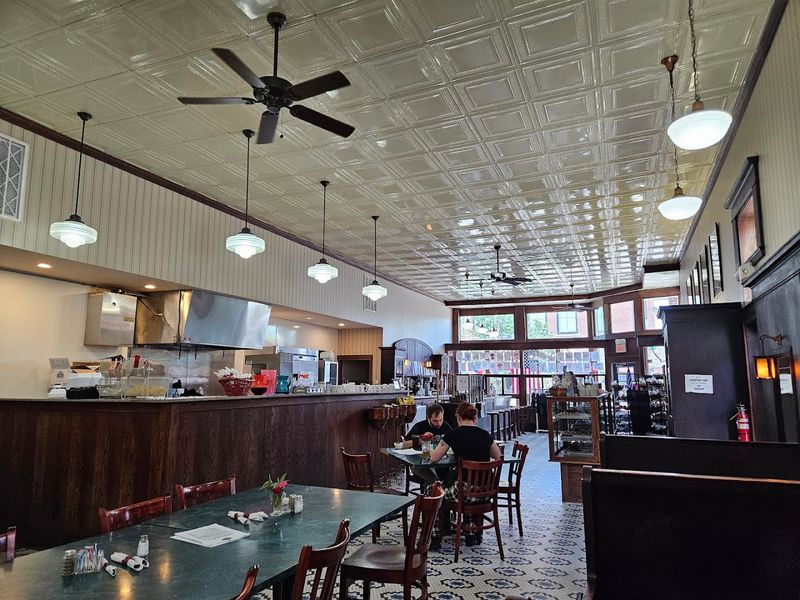 Flesor's Candy Kitchen, Tuscola