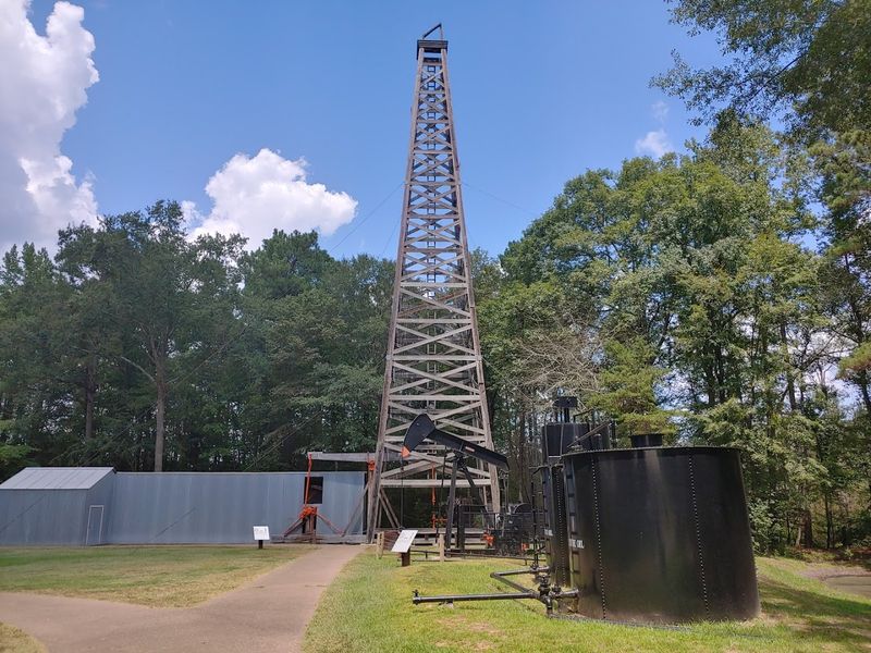Arkansas Museum of Natural Resources, Smackover