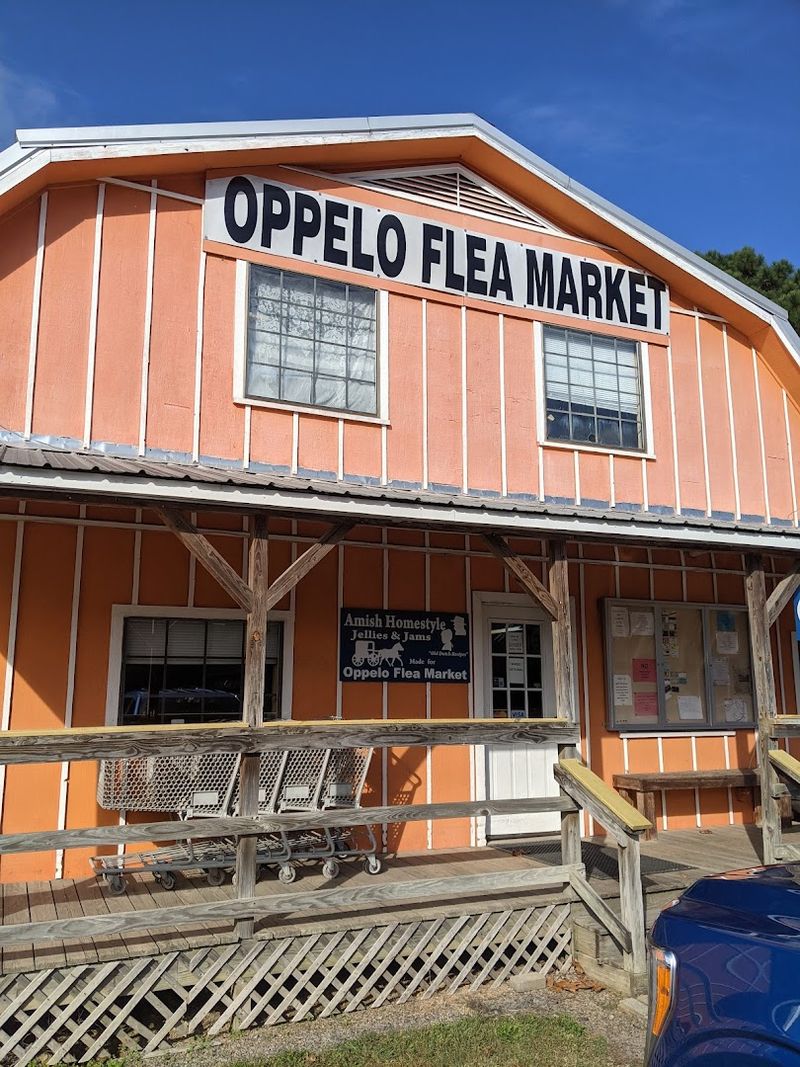 Oppelo Flea Market, Oppelo