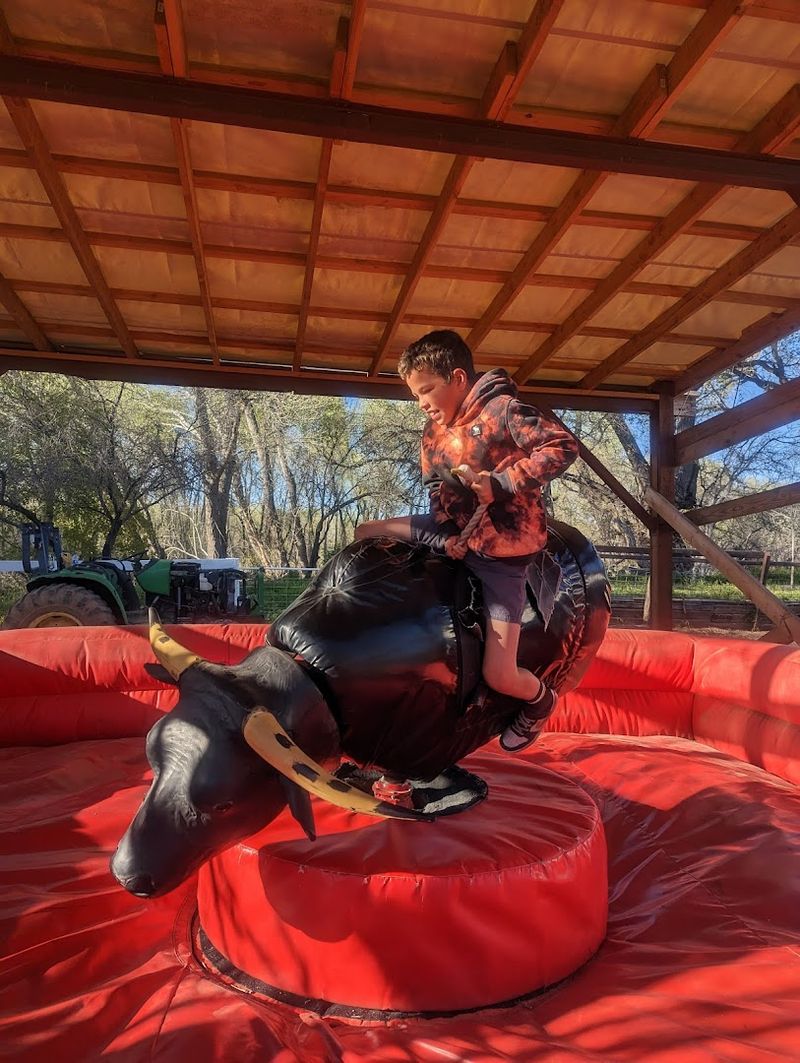 Pre-Dinner Activities That Seriously Deliver